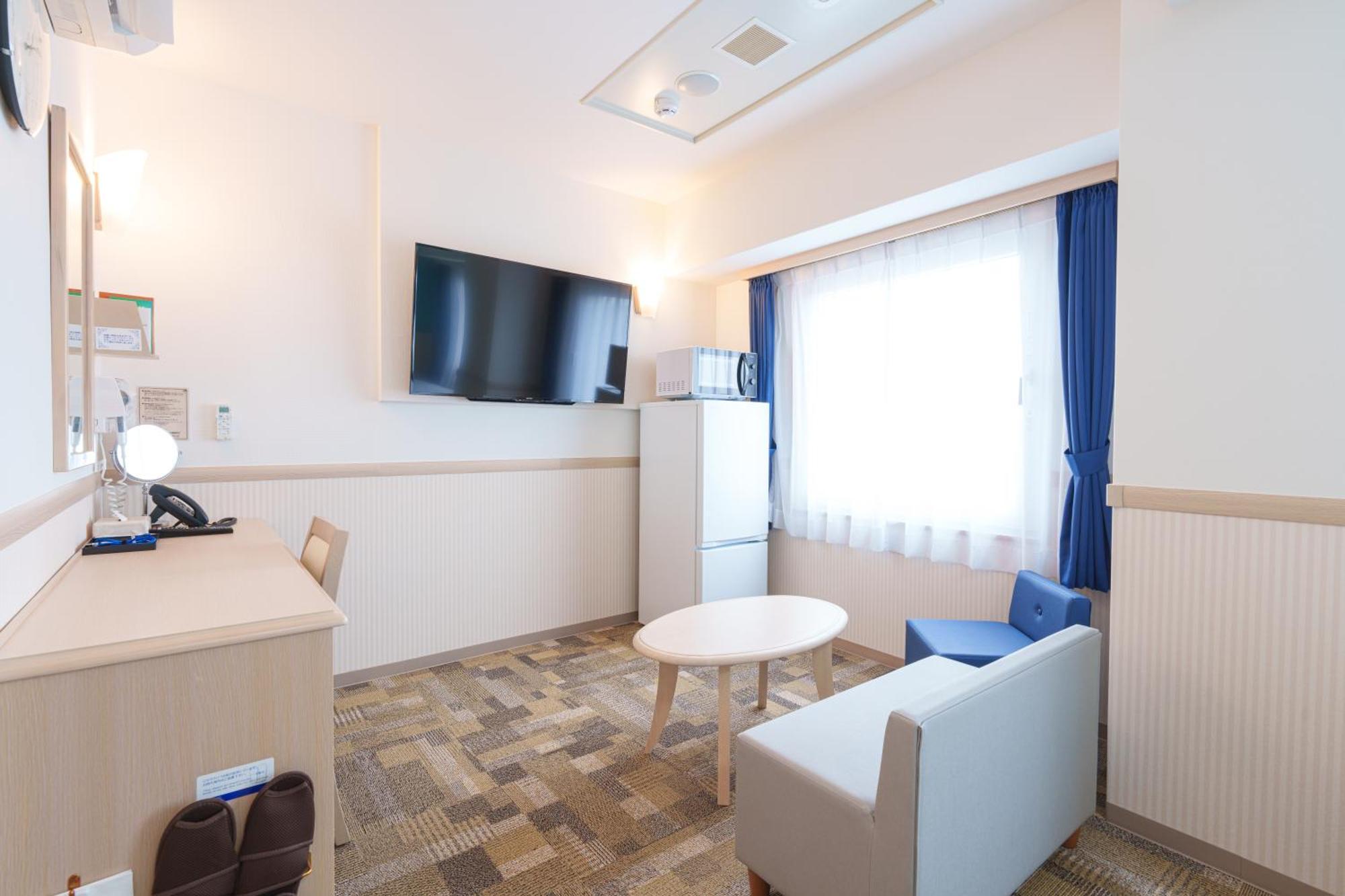 Toyoko Inn Osaka Hankyu Juso-Eki Nishi-Guchi No.2 Экстерьер фото